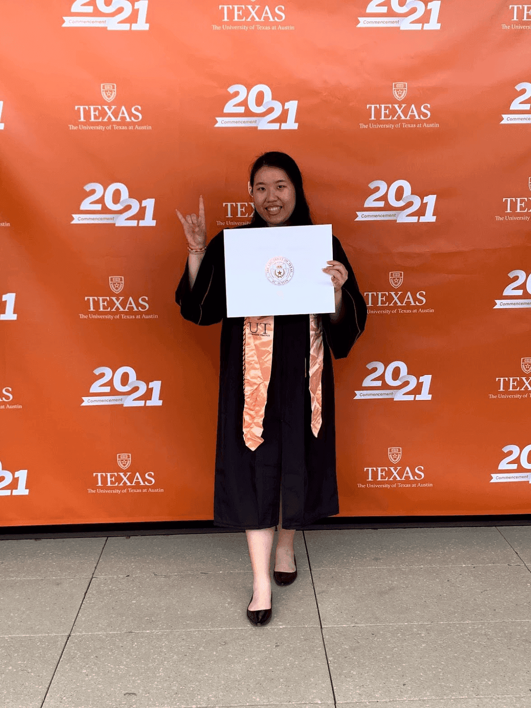Jessica Zhang at the University of Texas commencement in 2021